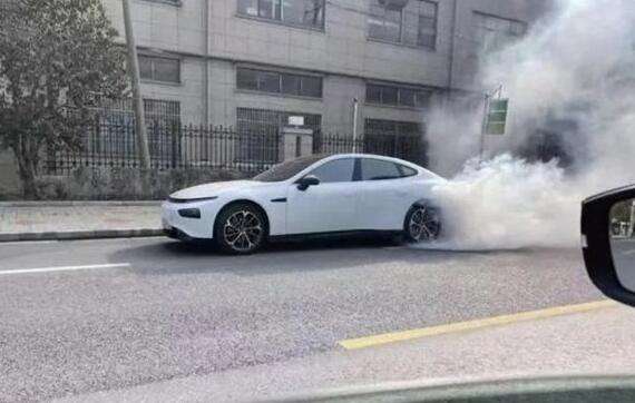 销量不断被超越，蔚小理的光环开始散去