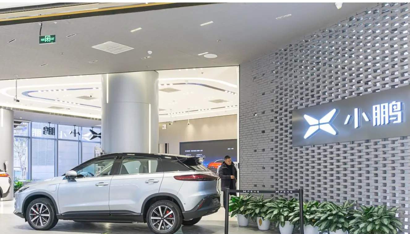 小鹏Q3汽车销售收入62.4亿元，同比上升14.3%