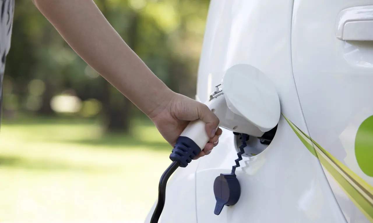 日本纯汽油车2025年起不再享受减税优惠