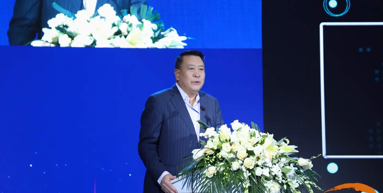 徐和谊：新能源汽车产销将突破千万辆 企业更要做好品牌重塑