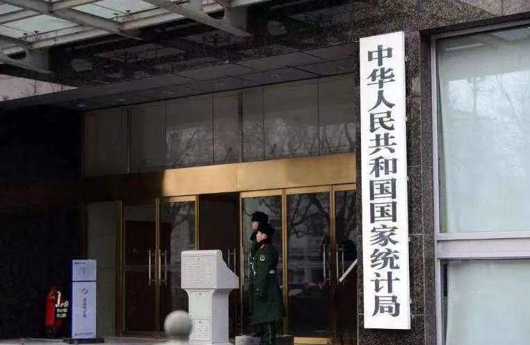 截至2022年，我国私人轿车保有量16685万辆，同比增加954万辆
