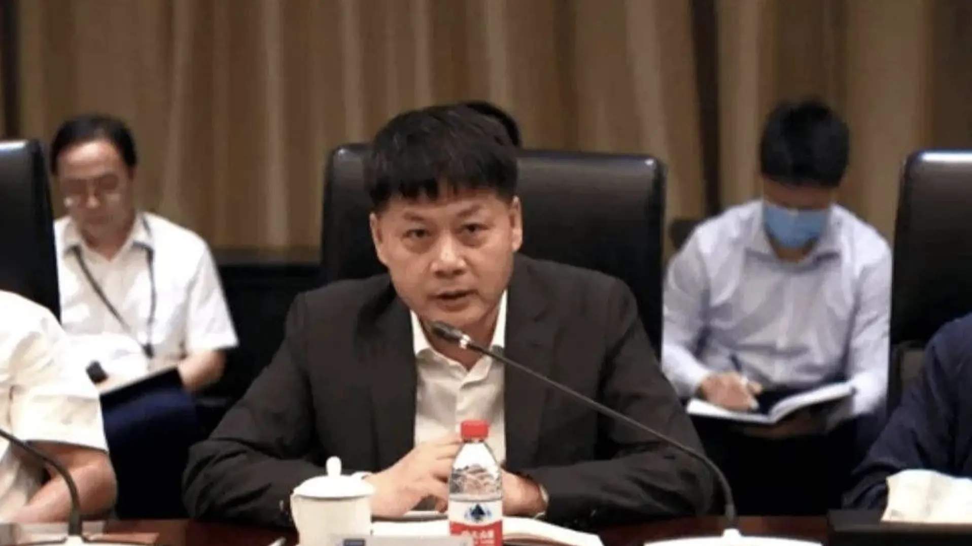 众泰汽车董事长黄继宏因个人原因辞职，“救火队长”告别舞台？