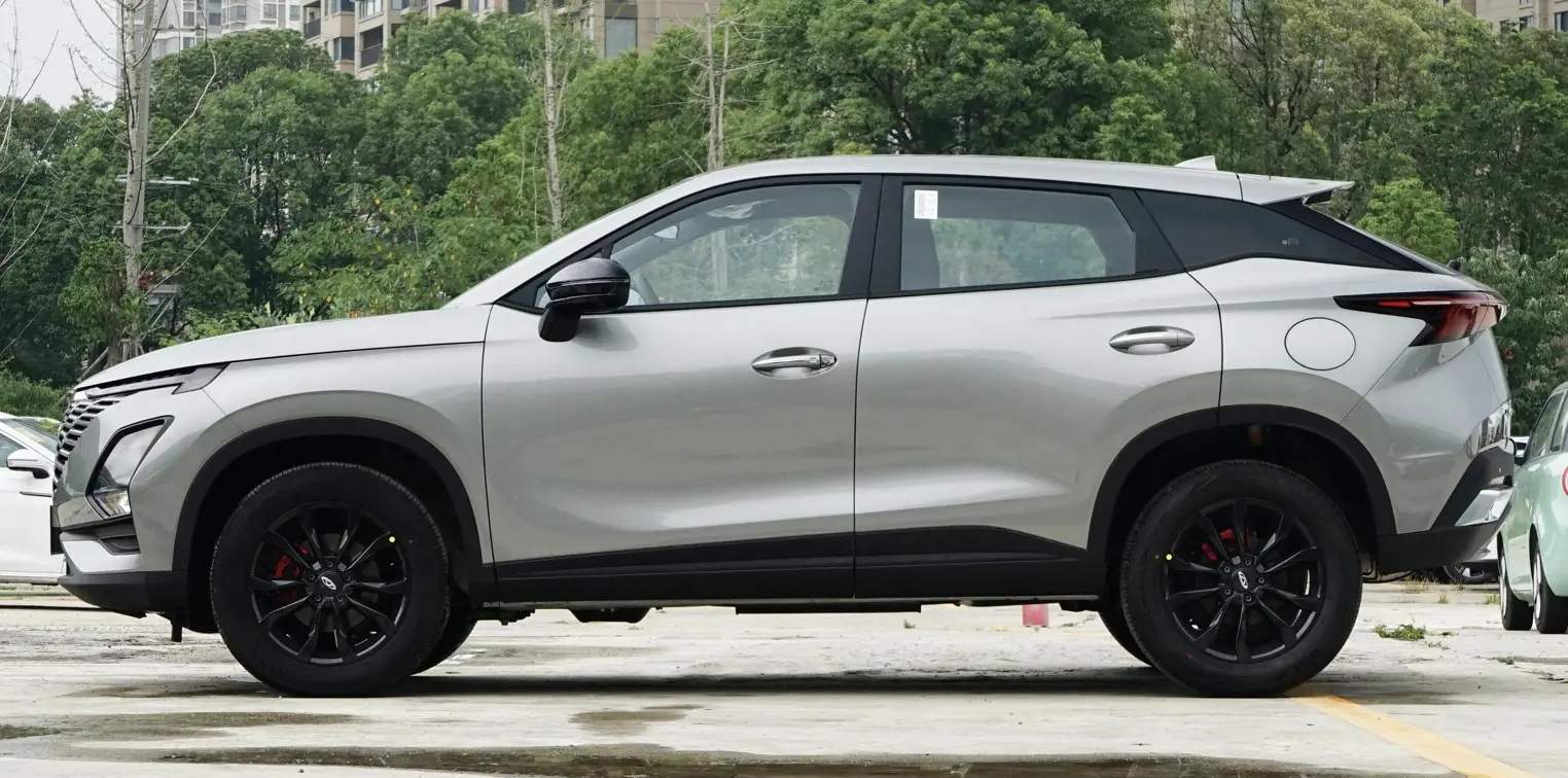 2023款奇瑞欧萌强势登场！7.99万元起，1.5T/1.6T动力任你选！
