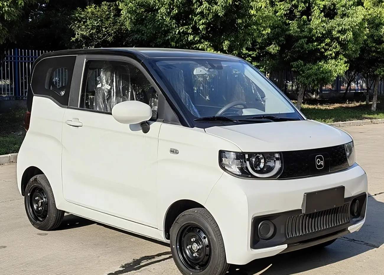 全新奇瑞QQ冰淇淋实车曝光 绝妙微型车 · 动力不变