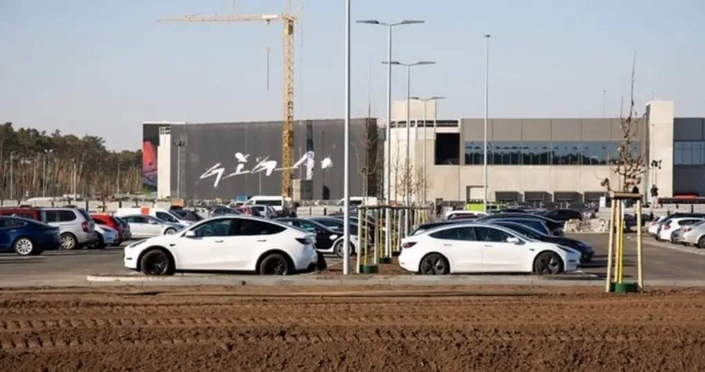 特斯拉在德国年产能达100万辆，工会呼吁提高员工福利
