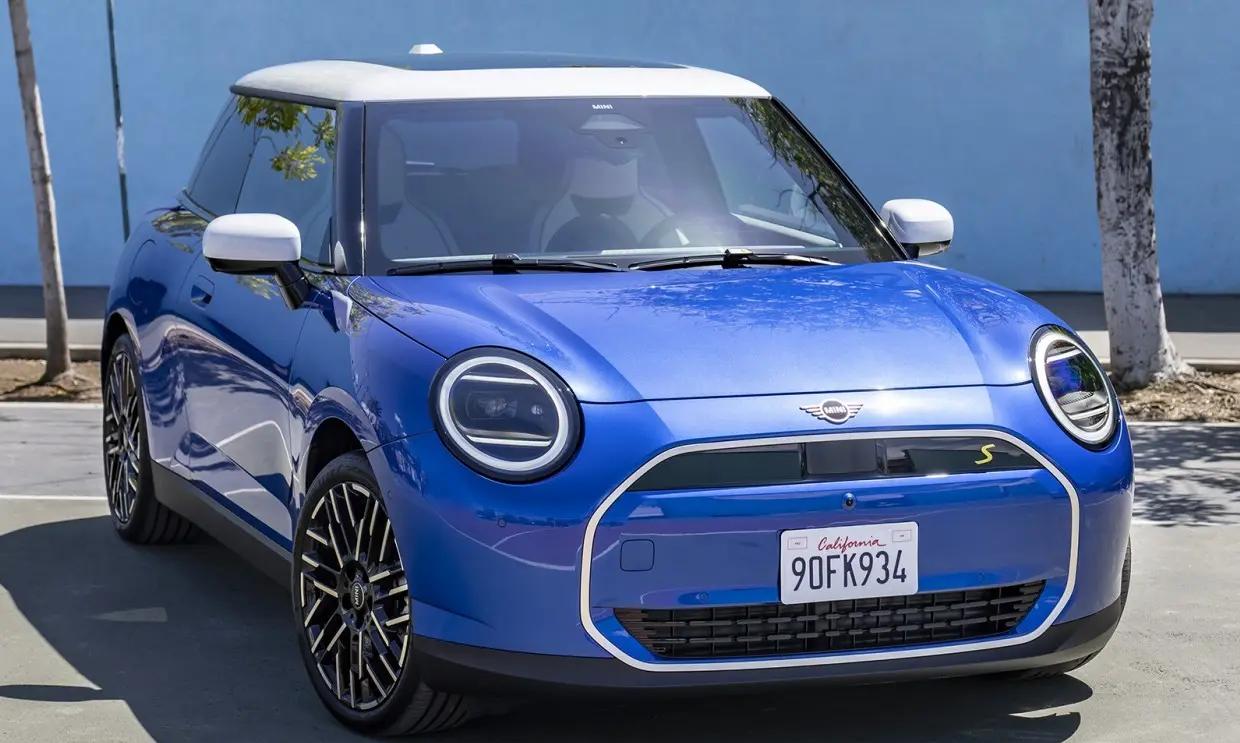 全新MINI COOPER电动车发布全面数字化中控系统