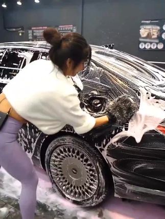 这样洗车能洗干净吗？大家说说#沉浸式洗车 #汽车美容