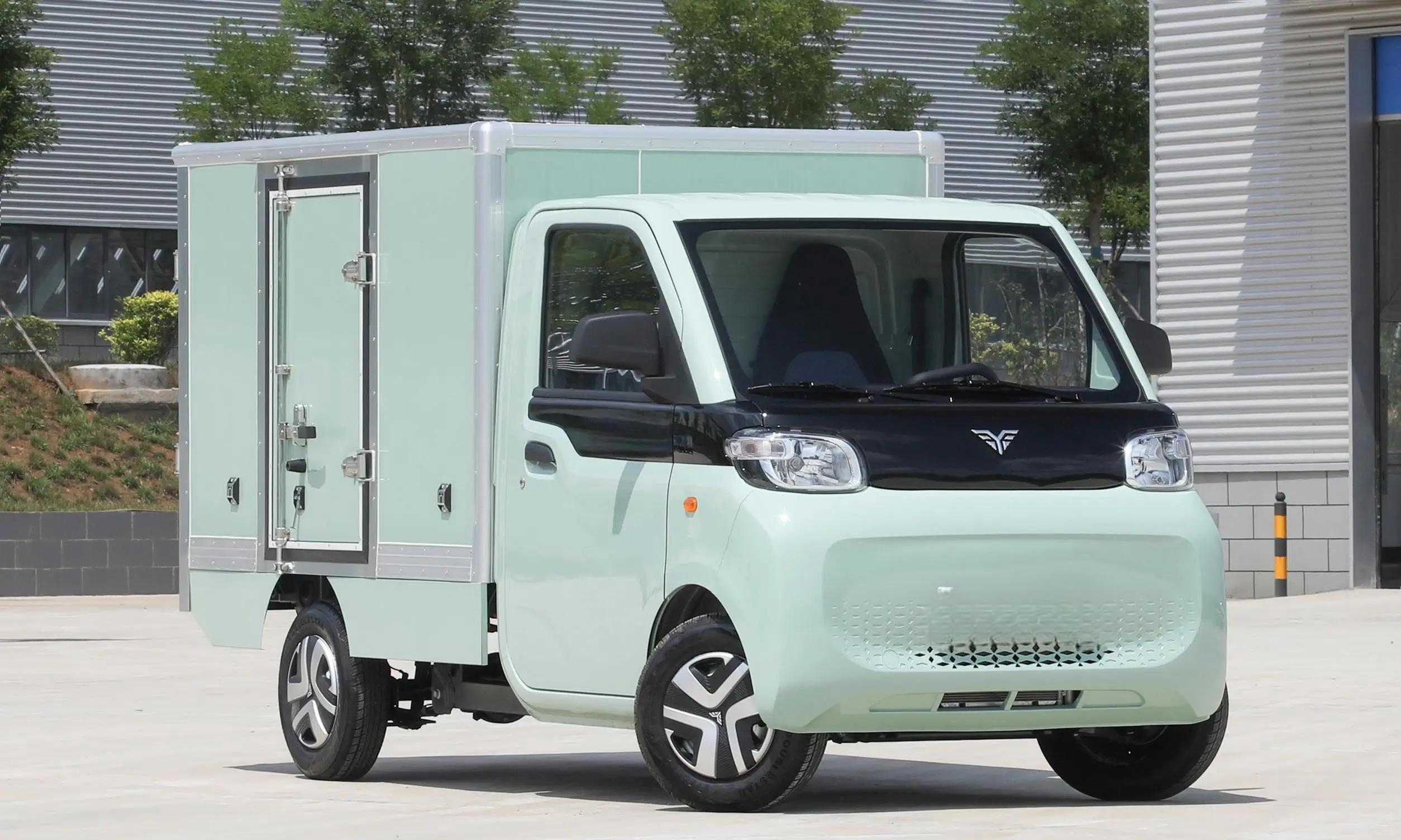 中国最新车型北汽雷驰MINI卡售价仅7.7万元，与五菱荣光小卡EV齐名亮相市场