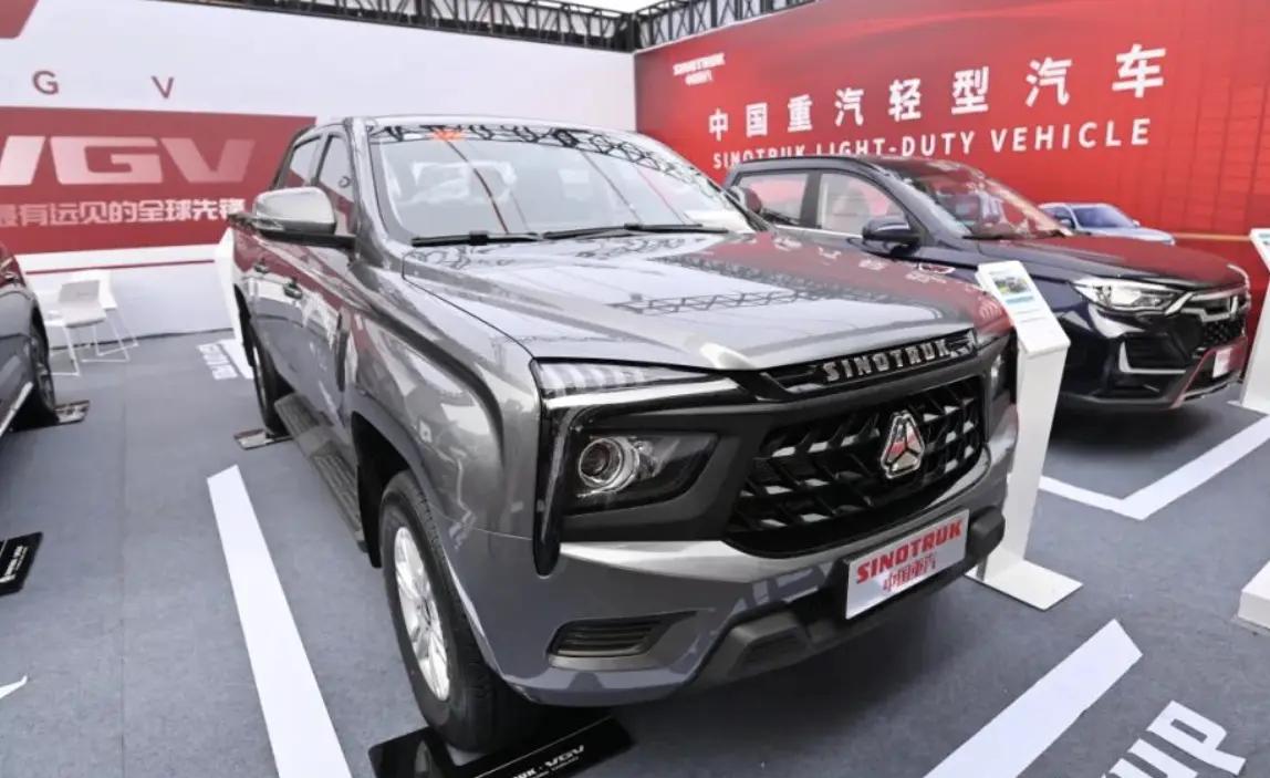 中国重汽豪沃S6正式发布，全新越野版搭载2.0T柴油机，配备8AT变速器