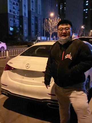 奔驰C到底行不行？看我犟一犟#奔驰c级 #宝马3系 #奥迪a4l #上抖音看新车 #咱别犟啊