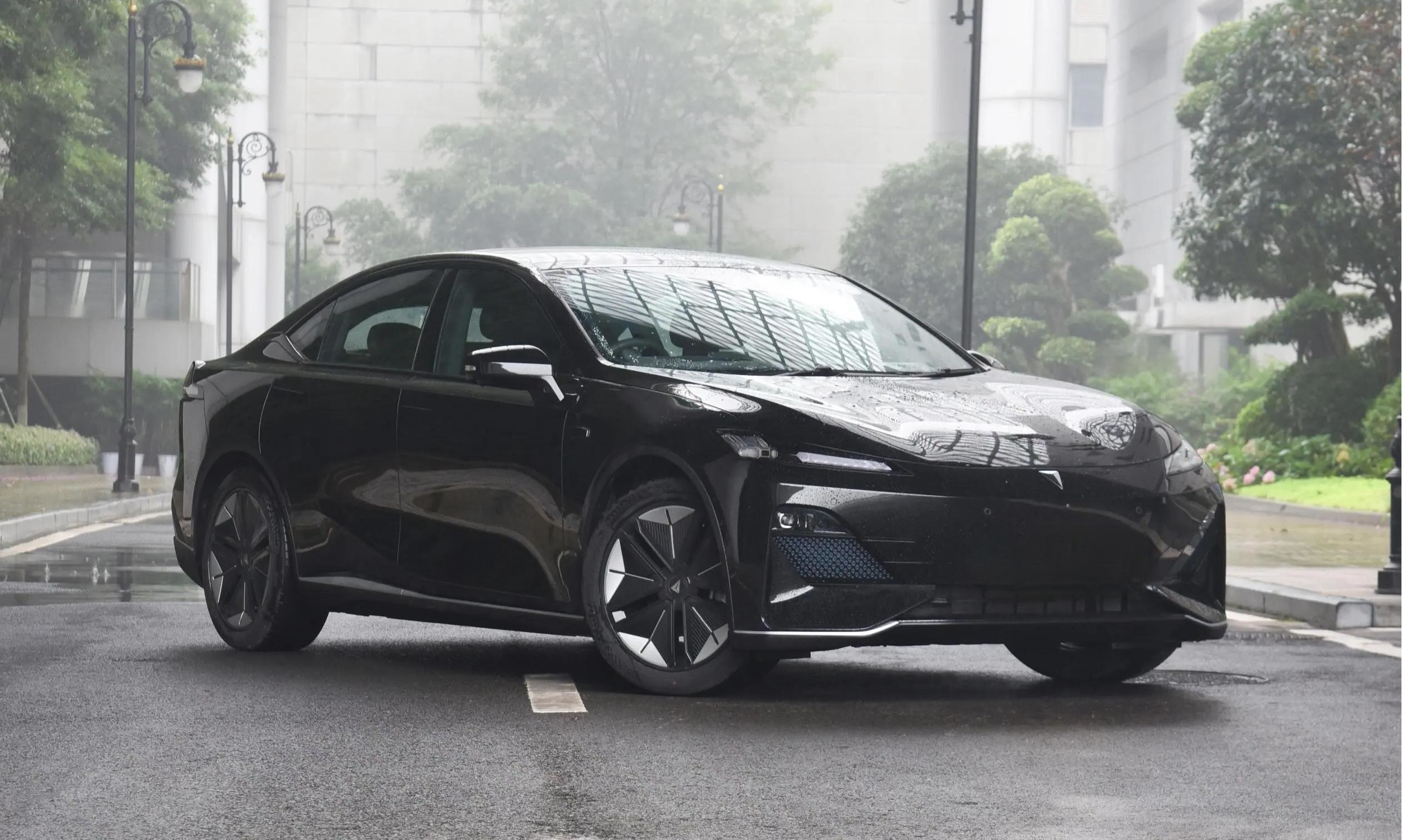 深蓝汽车加速扩张：2023年全球销售目标设定为45万辆，携两款新车型强势来袭
