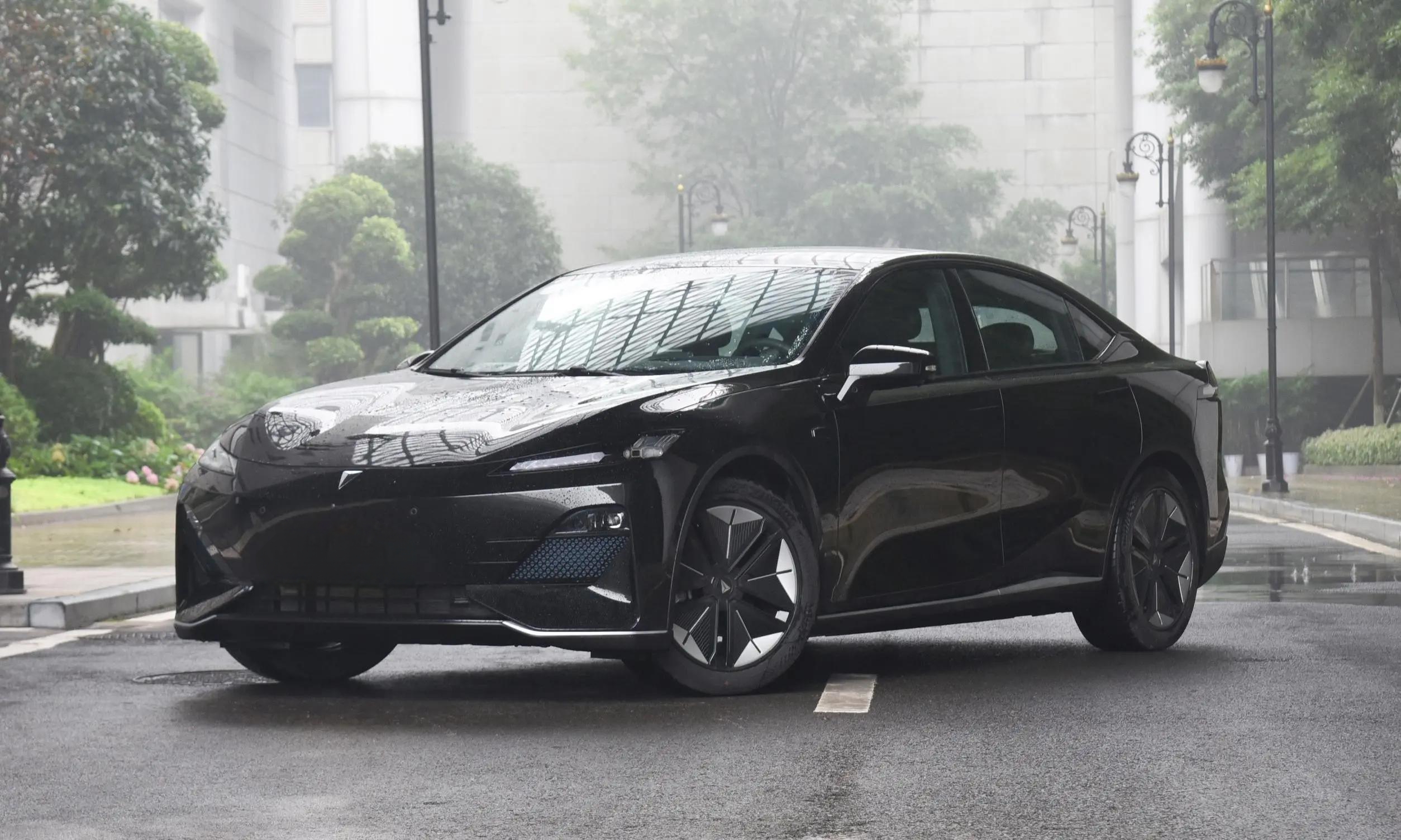深蓝SL03i、S7i登场，智驾辅助引领新浪潮