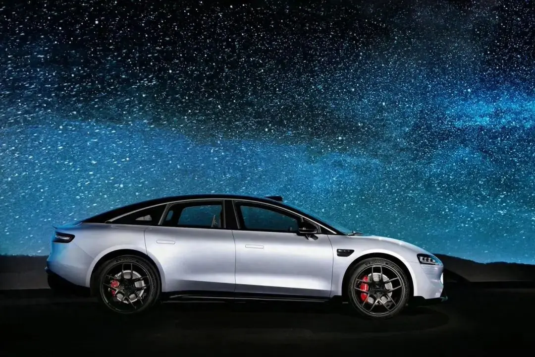 资讯【2023年预计汽车销量达2950万台/大众拟推自主新能源品牌】