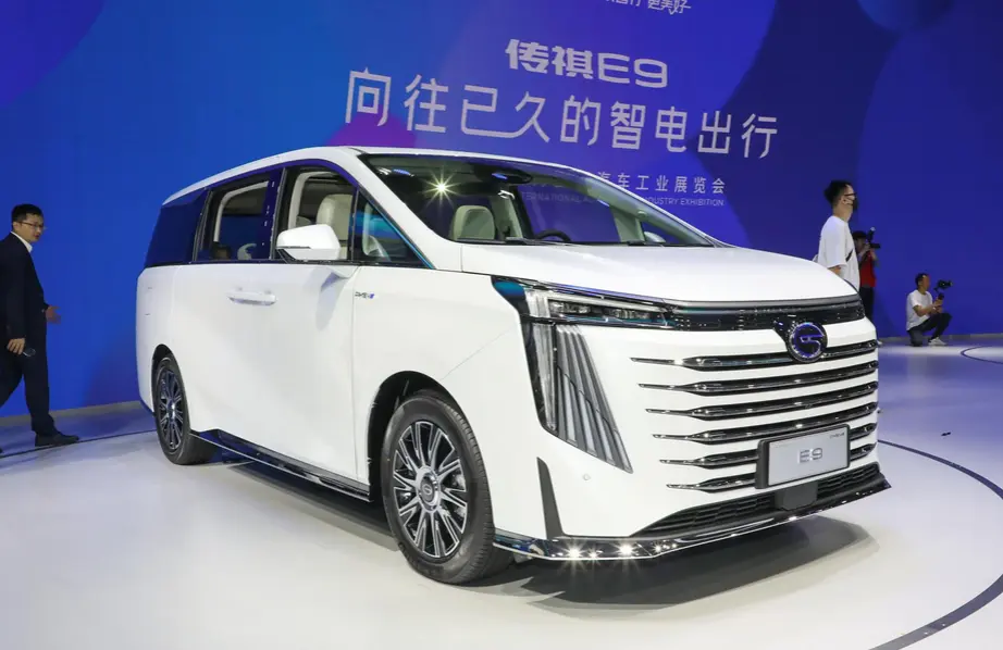 两种前脸赋能，32.98万起售，传祺E9值得买吗