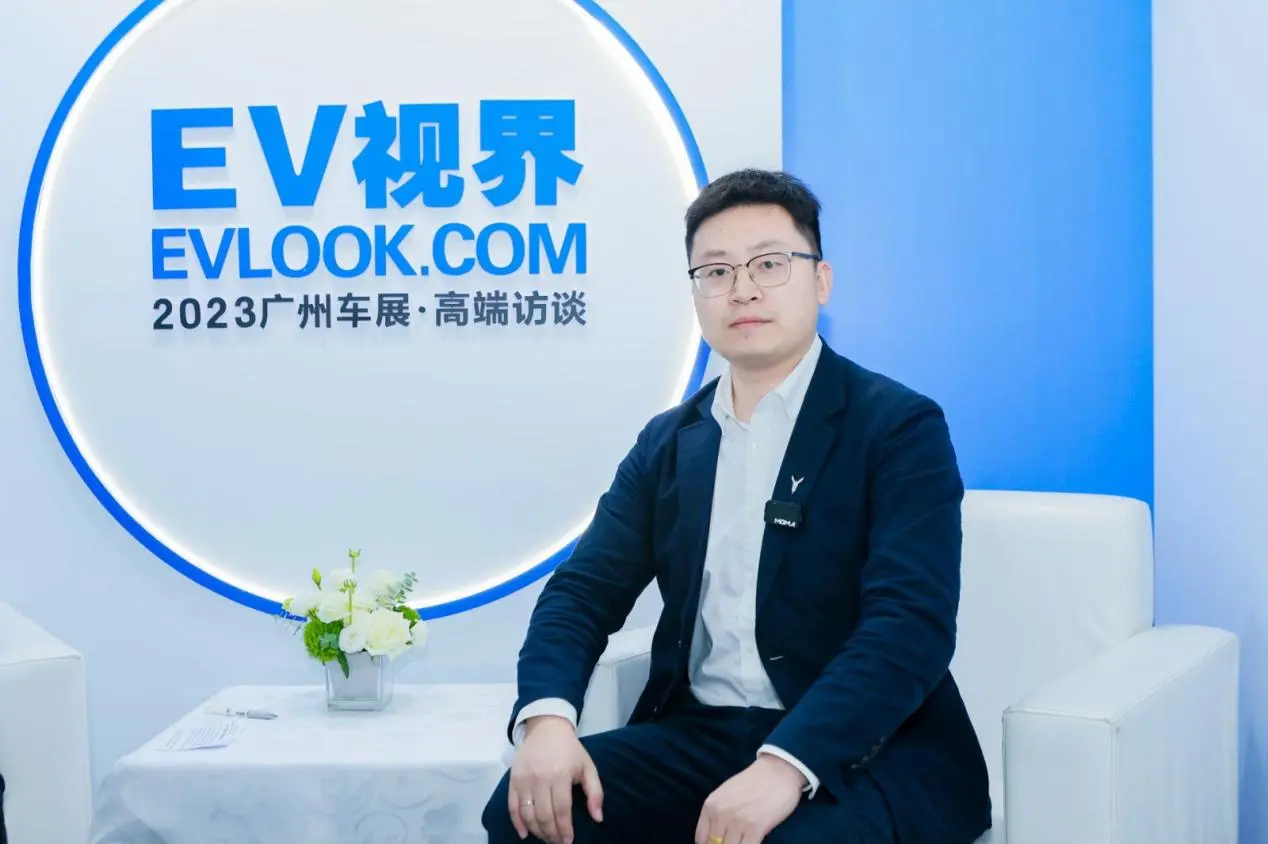 对话岚图汽车李浩：岚图追光PHEV打响突破传统豪华瓶颈的第一枪！