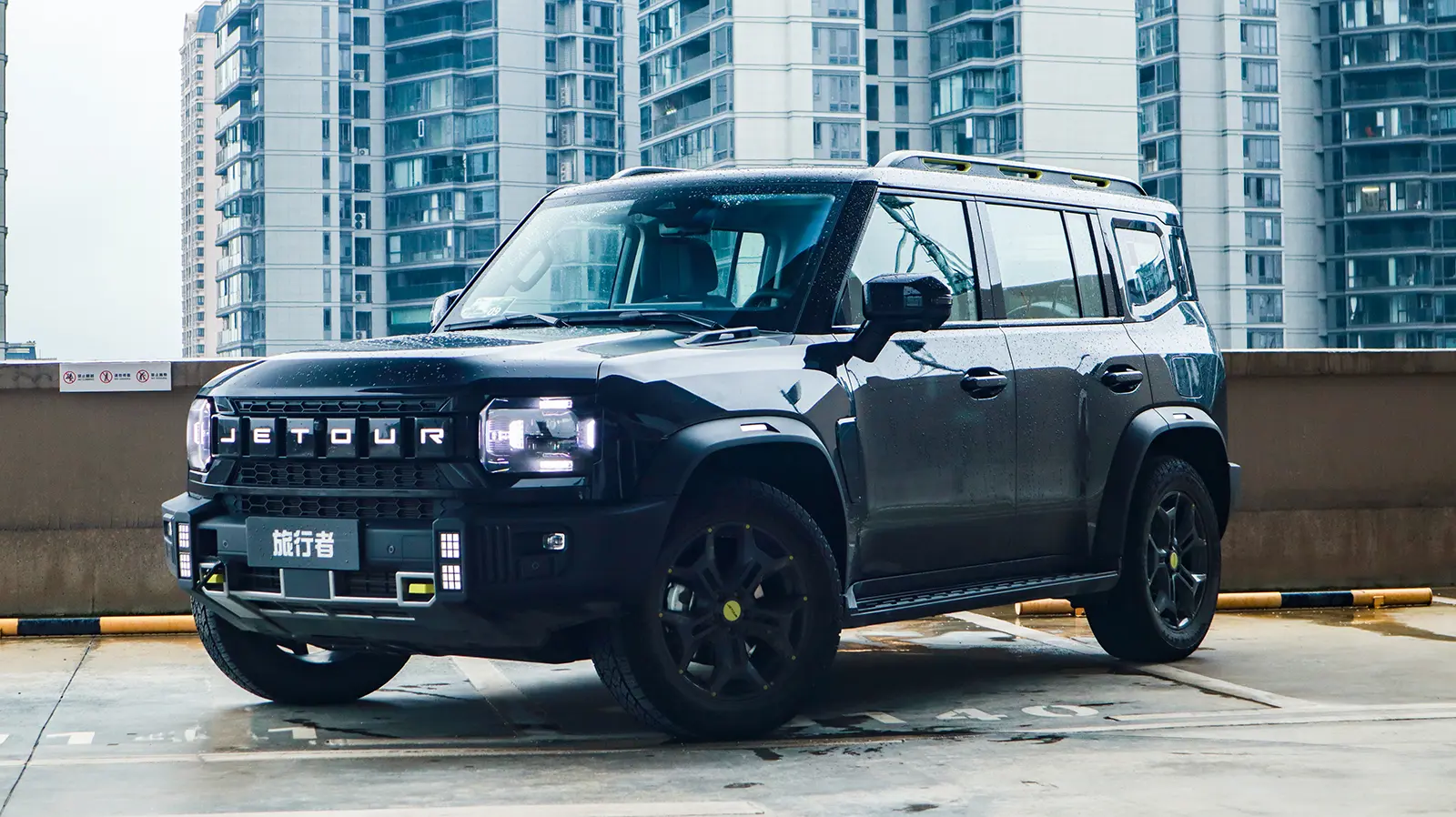 致敬路虎卫士！18万买国产硬派风SUV，2.0T，254马力，四驱，帅！