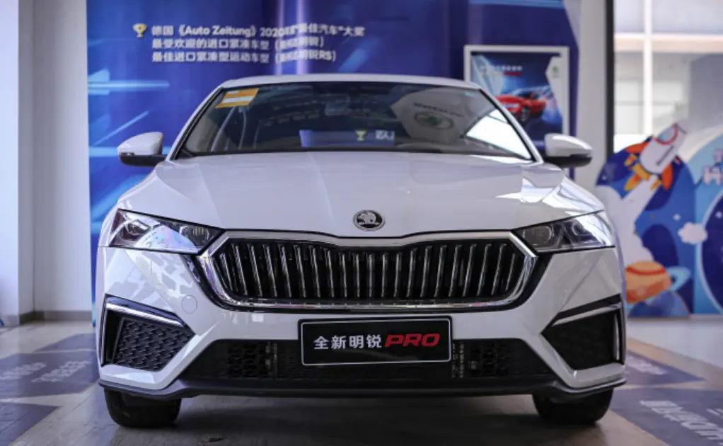 探店斯柯达明锐，PRO车型提供1.4T发动机，拥有2.2万优惠！