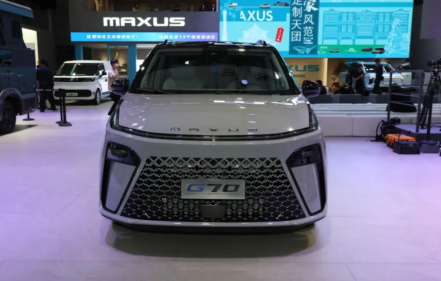 上汽大通MAXUS G70新增车型上市，两种座椅布局，18.38万起贵吗？