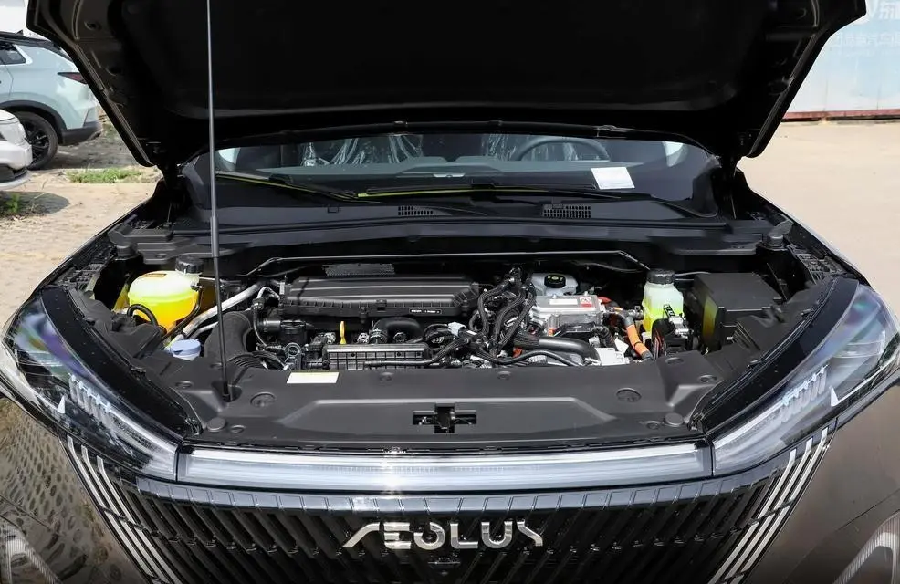 9.99万买油混SUV，百公里油耗不到5L，试驾东风风神皓瀚DH-i