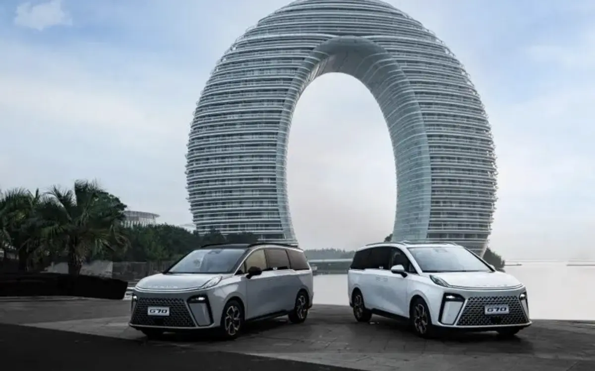 上汽大通MAXUS G70臻享版中型MPV巅峰之选，豪华配置尽显超值魅力