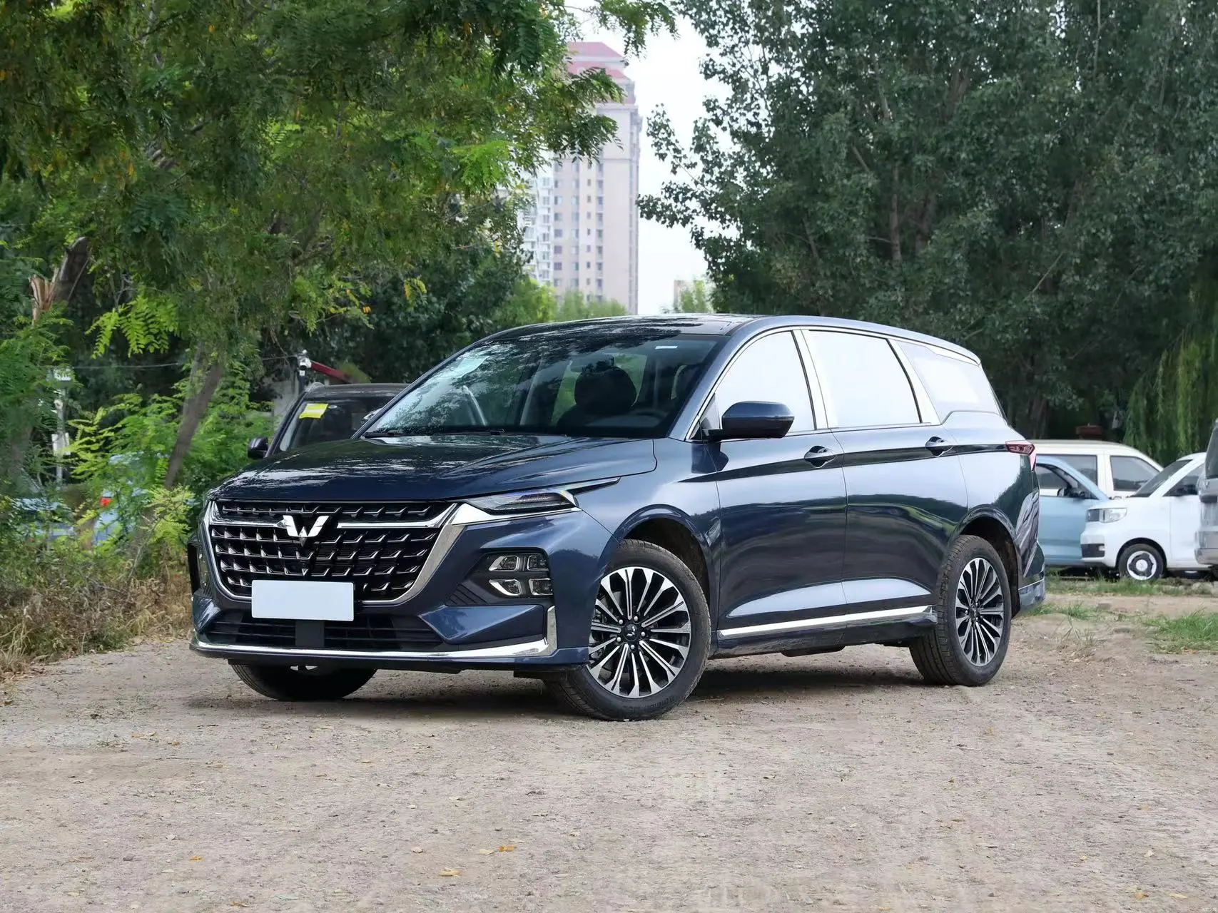 10.98万起，1.5T+CVT，6座布局，平民的理想L8？