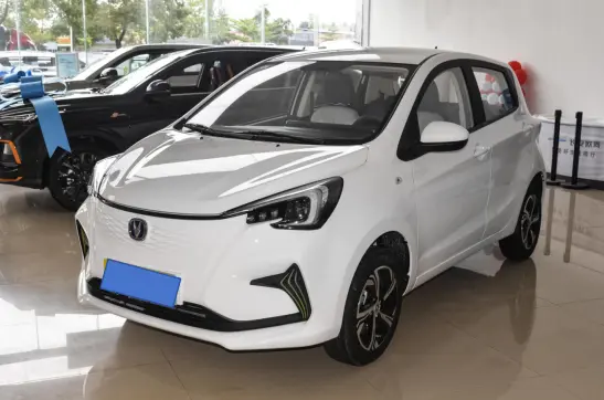 纯电续航310km，搭载10.25英寸双联屏，奔奔E-Star是否物超所值？