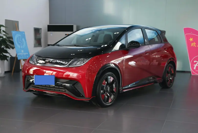 比亚迪海豚续航有望提升至520km，你会买老款车还是等新车？