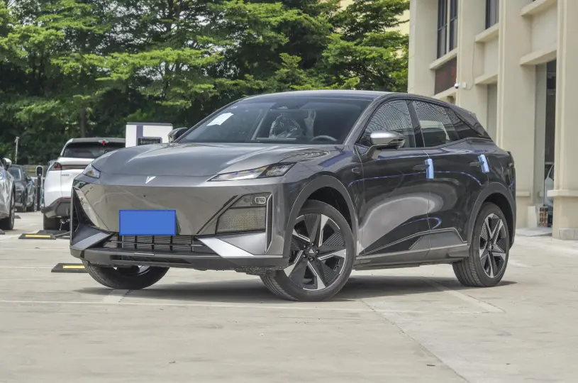 深蓝S7轴距达2.9米，定位中型SUV，14.99万元起售，你会买吗？