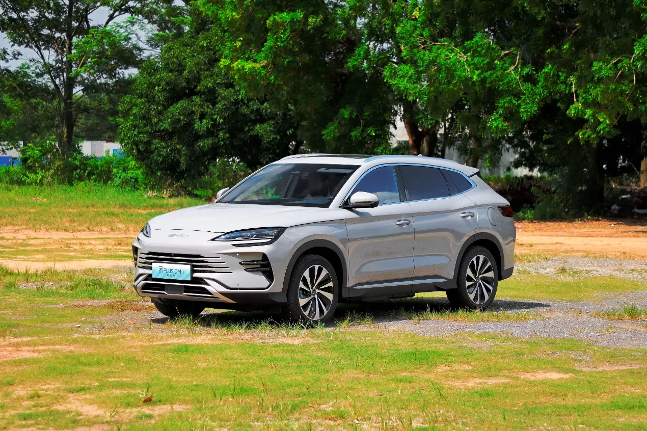 15万混动SUV！轴距2.9米，大5座！每公里仅3毛钱，不香？