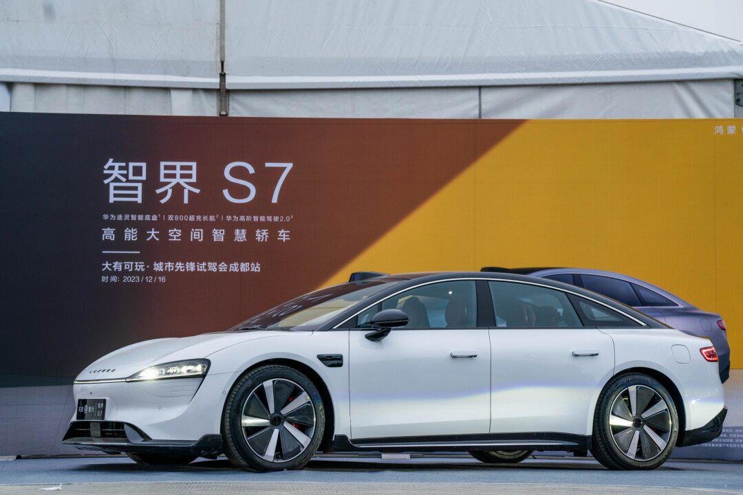 智界S7被曝“八宗罪”，奇瑞能否复制成功，将影响中国汽车格局