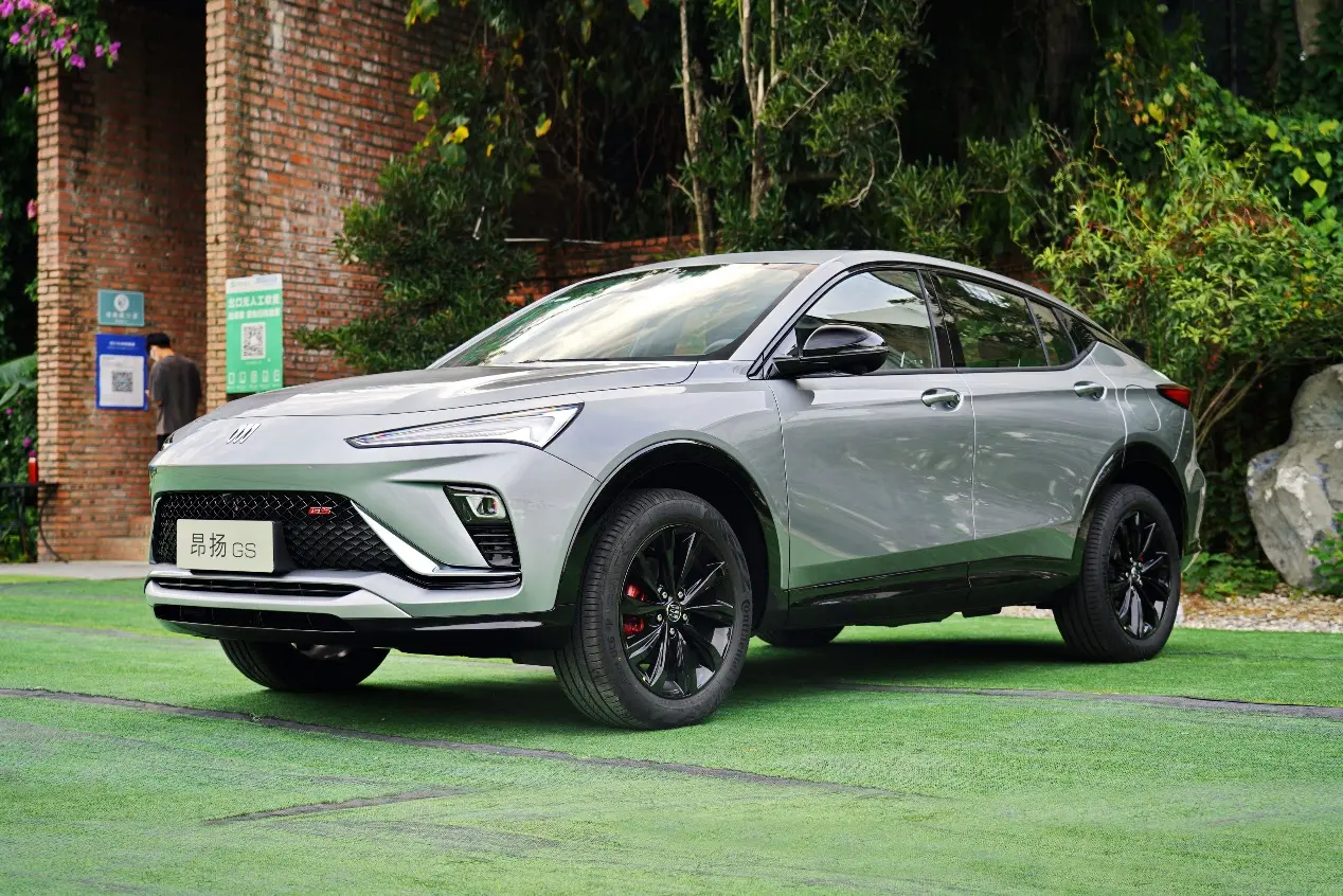 轴距2.7米，性感大溜背，13万买合资个性SUV，安全可靠！