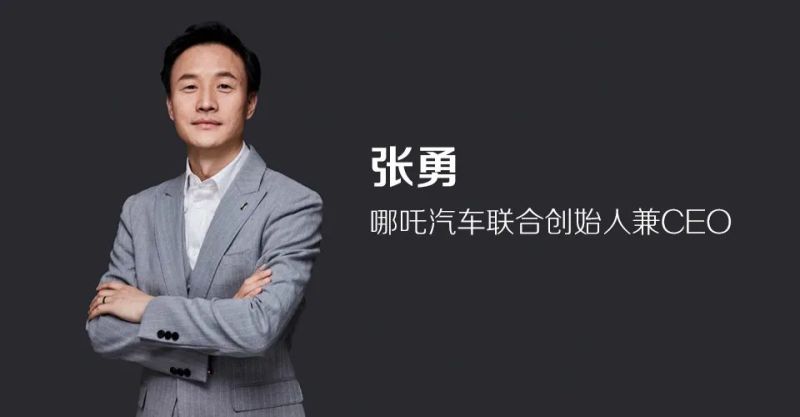 穿着西装笔挺的男子与配字

描述已自动生成