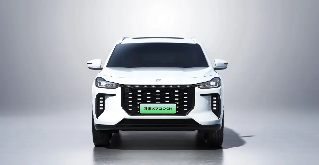 15万买实用SUV，大双联屏，5.2L油耗，5/7座可选，后排角度可调！