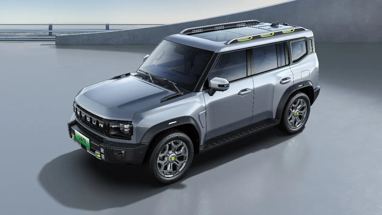 1.5T 381马力，续航1300km，轴距2米8，硬派与节能，方程豹平替？