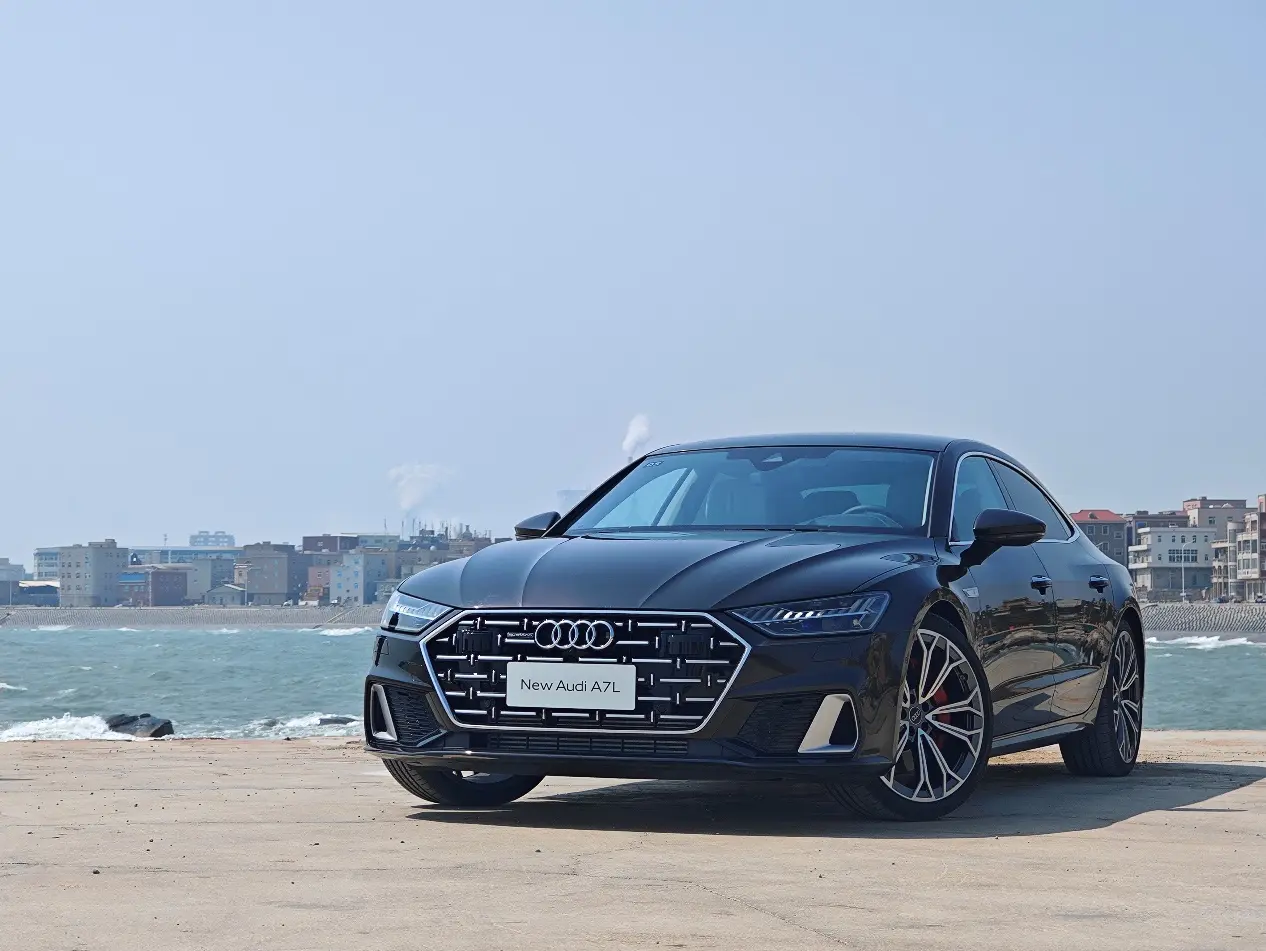 3.0T V6＋超级4驱，空气悬挂、后轮转向！半价体验百万豪车！