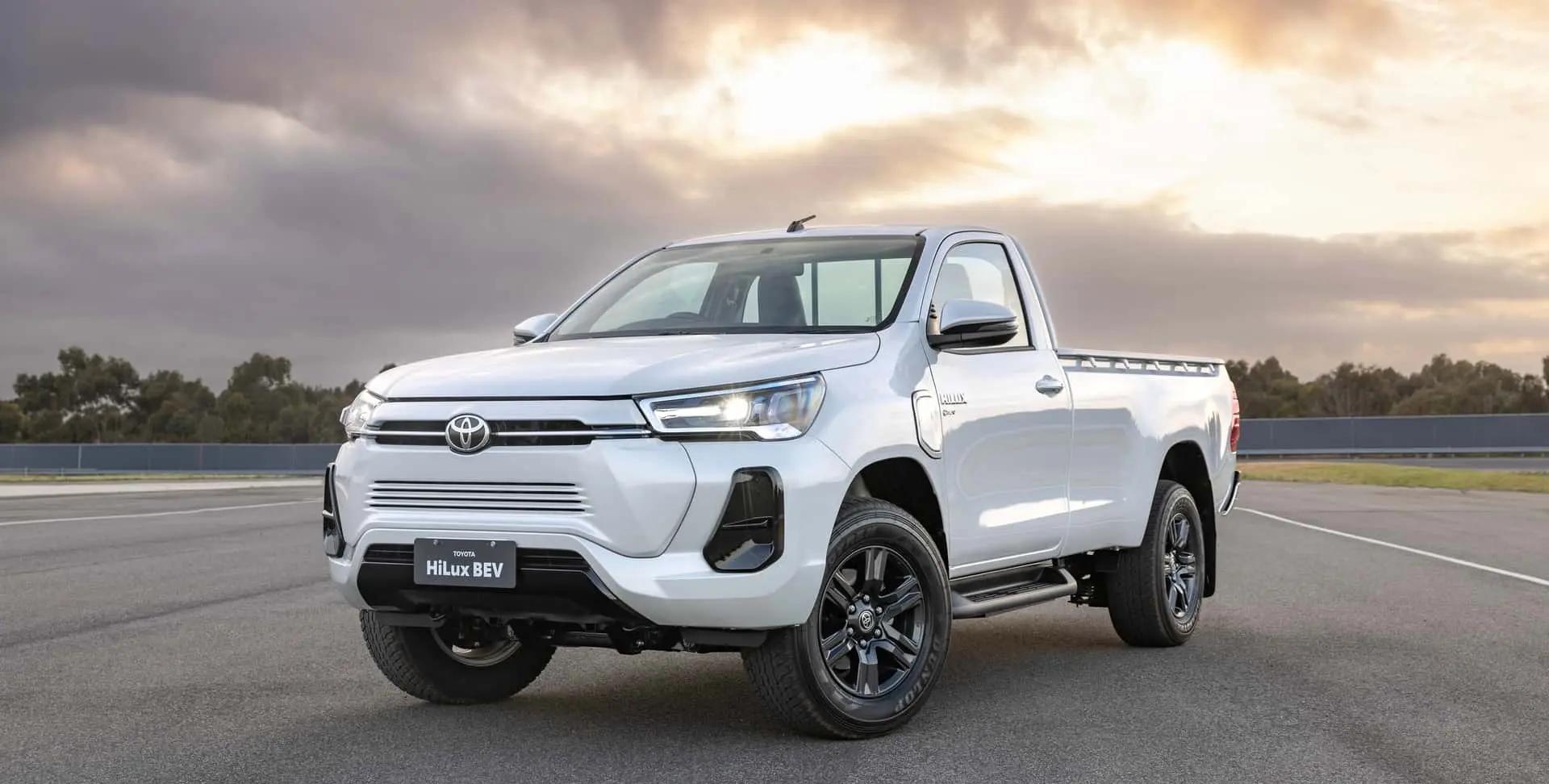 续航不足200公里？丰田Hilux Revo EV将于明年正式投入量产