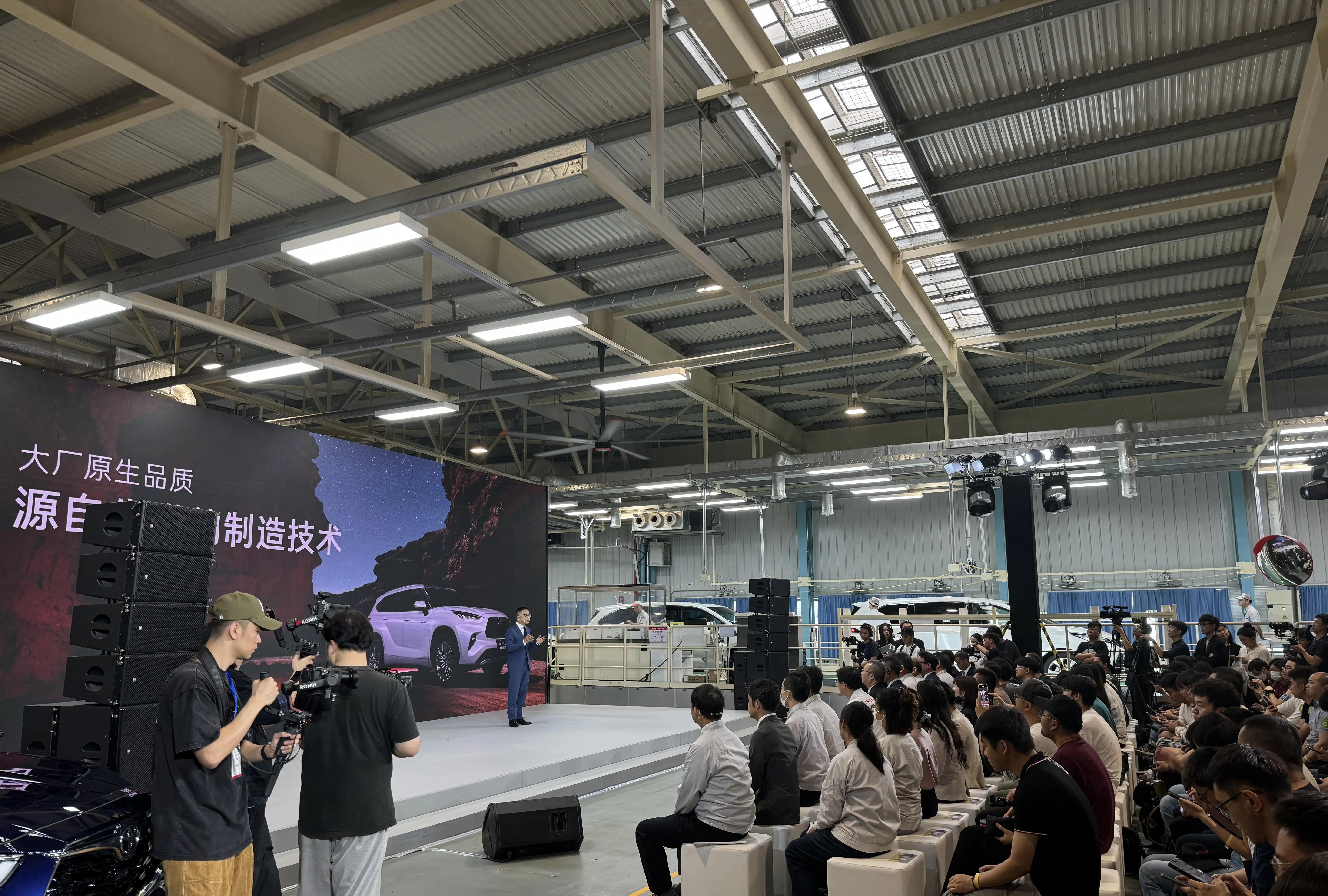 观察  昔日“加价王”新款最高降5.3万，汉兰达能挽救颓势吗？