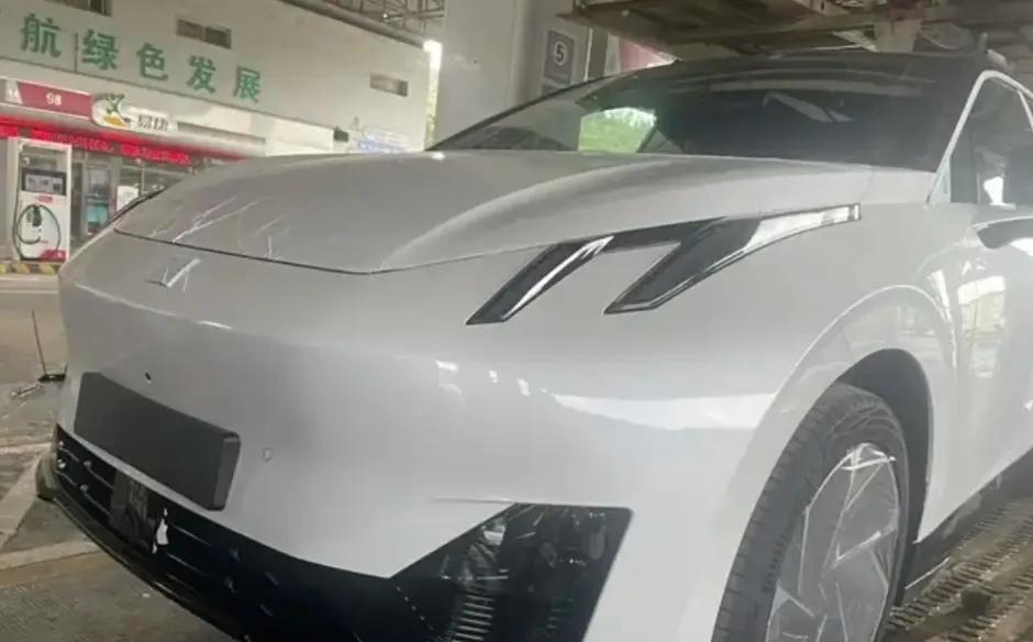 领克最新纯电动紧凑型SUV Z20车型实拍！与极氪X同平台产品想比较？