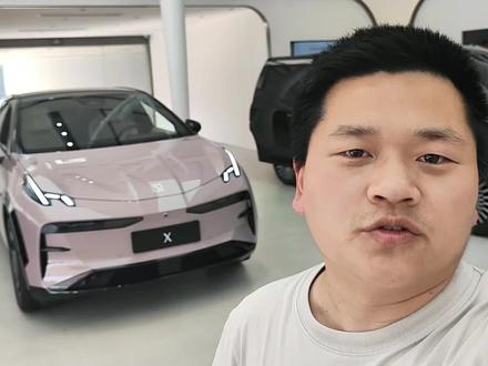 极氪X新款上市低至13.5万就能开回家，性价比高到离谱 #极氪X #极氪001 #适合女生开的车 #极氪009 #极氪7X