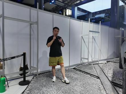 奇瑞造“火星车”？风云劲云亮相广州车展，打破四个边界， 奇瑞造“火星车”？风云劲云亮相广州车展，打破四个边界，能火？#奇瑞劲云何谓SMPV #带翅膀的奇瑞车？ #新能源 #dou是好车