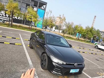 裸车价22.39万！狂评-帕萨特Pro顶配 面对激烈的竞争，上汽大众将全新一代的帕萨特Pro顶配价格干到二十万出头，究竟贵不贵？
#帕萨特 #帕萨特pro #上汽大众 #德系车 #新车 @上汽大众