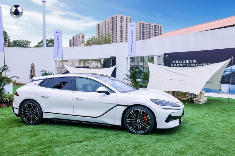 独领“风骚”！腾势Z9GT荣获2024年【车评榜】“最佳设计车型”