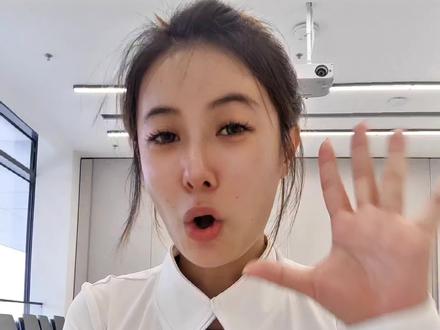 去欢乐谷可以看到最新的红旗HS3 PHEV！！！ #红旗与欢乐同行 #欢乐谷红旗主题月 #红旗HS3PHEV #红旗 #好车推荐官