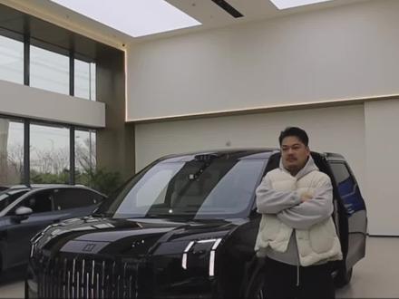 老板们，来一辆极氪9x光辉版？#极氪9X
#25年最值得等的车
#极氪9X全系3秒级
#全尺寸SUV之王极氪9X
#成功人士首选