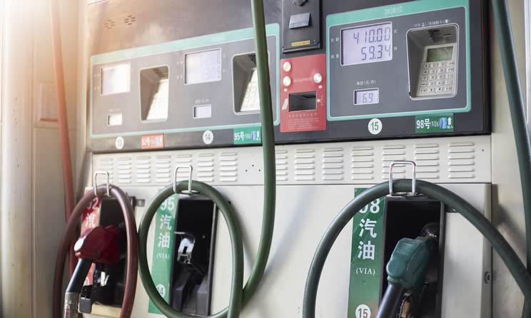 国内油价迎来年内首涨 4月2日调价窗口开启