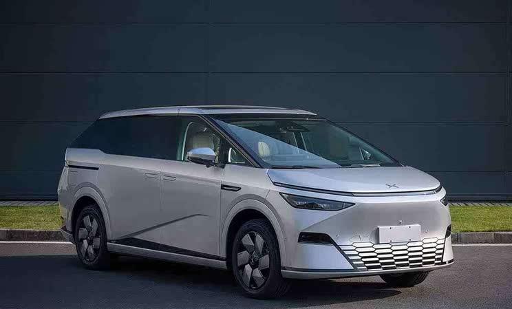 2025款小鹏X9即将发布：智能驾驶再进化，价格更亲民