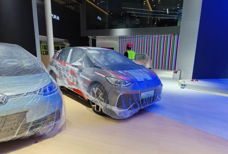 2025上海车展前瞻：大众ID.3 GTX改装版曝光 赛道涂装抢眼