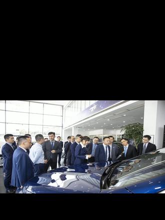 奔驰中国裁员，老员工成主要目标