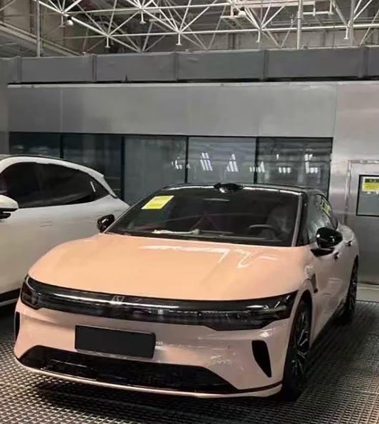 极氪007改款车型曝光 前脸造型向GT版靠拢