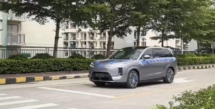 腾势N8L谍照首曝：大型SUV新选择，与N9共筑豪华双子星